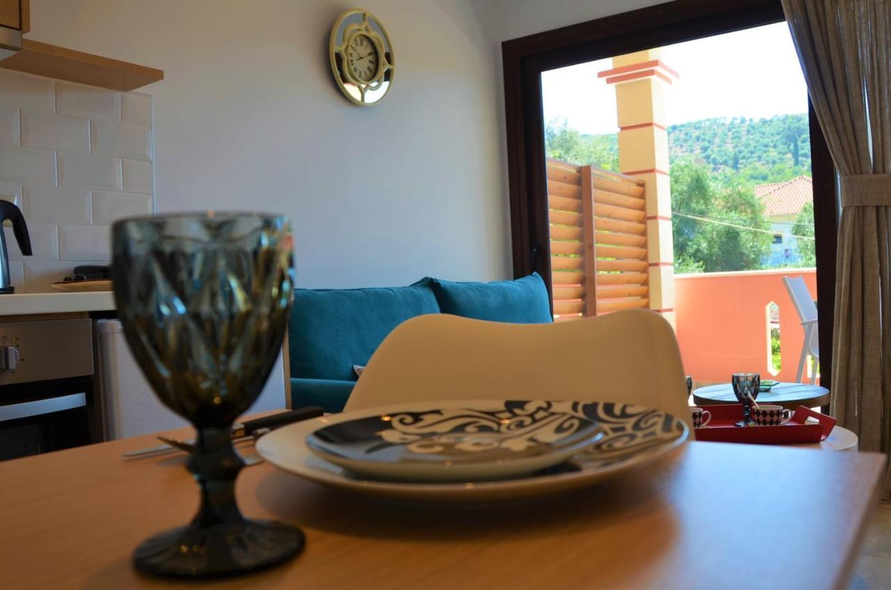 Pagiatakis Suites Parga Luaran gambar